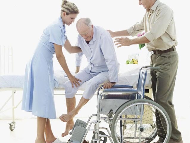 Le patient est incapable de se déplacer de manière indépendante sans un appareil spécial